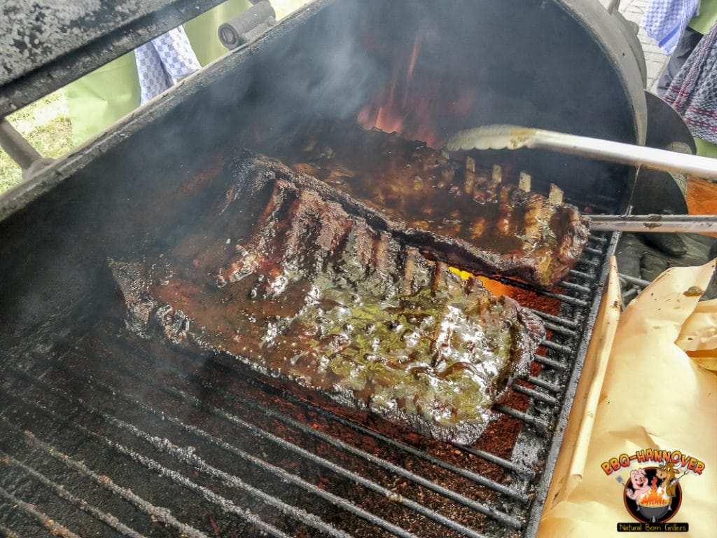 Spareribs aus dem Smoker