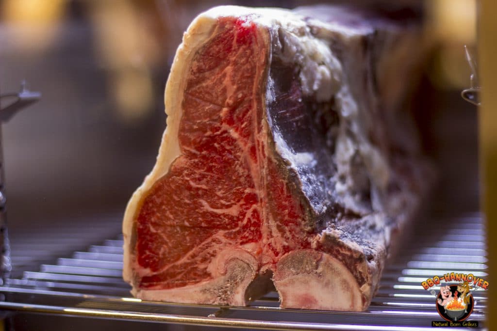 T-Bone im Reifeschrank